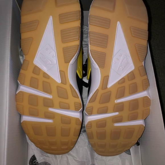 WOMENS NIKE AIR HUARACHE - Picture 5 of 7